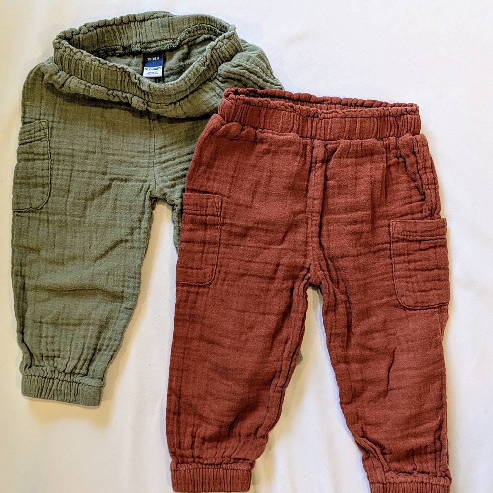 Bundle of Old Navy toddler pants with pockets